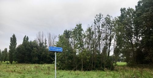 Future bicycle overpass over highway A4