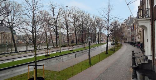 Lange Vijverberg, a green, urban boulevard