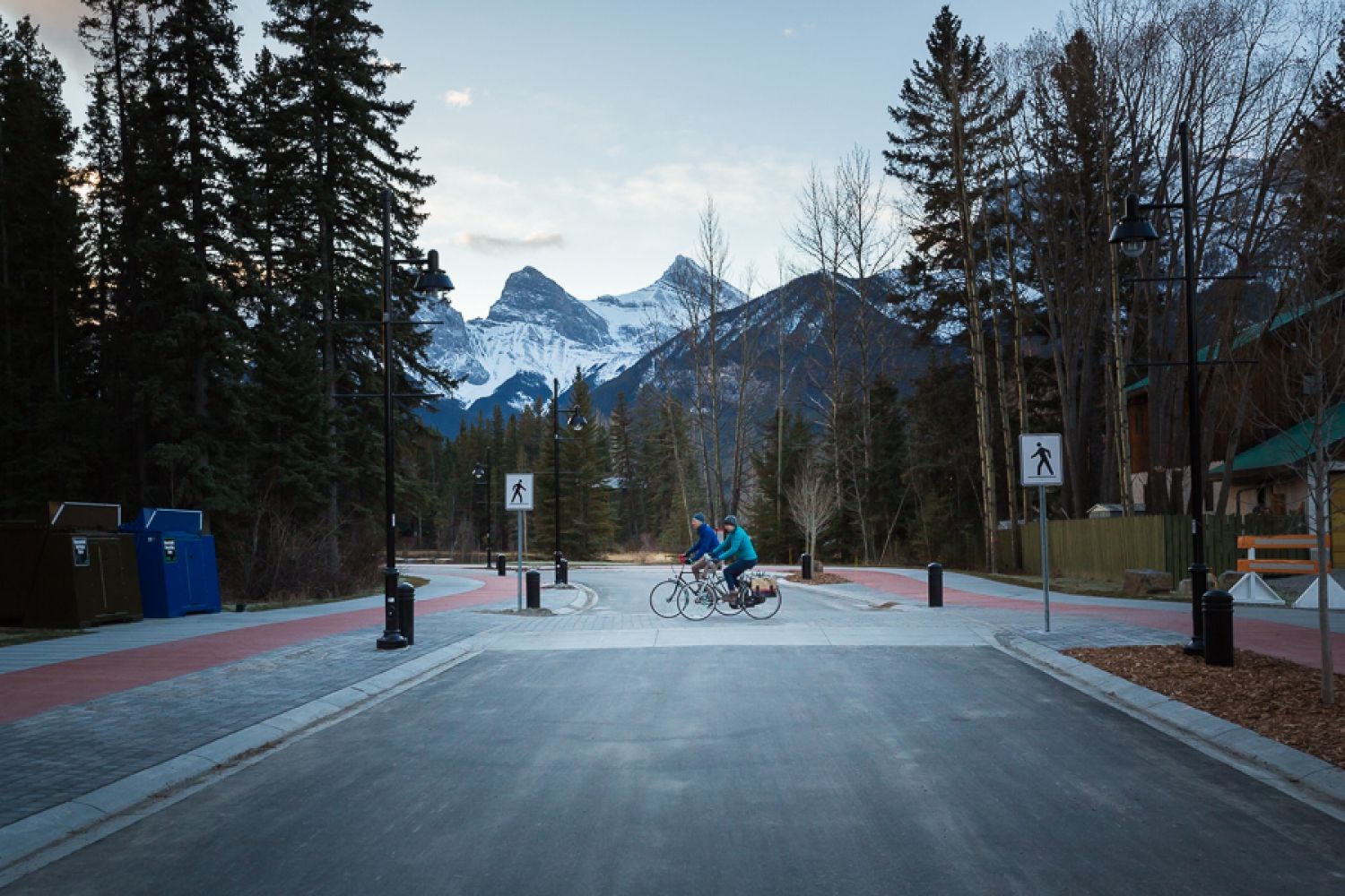 Spring Creek Drive, Canmore, Canada Dickvanveen Street Design